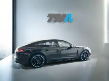 Porsche Panamera Turbo S E-Hybrid Burmester