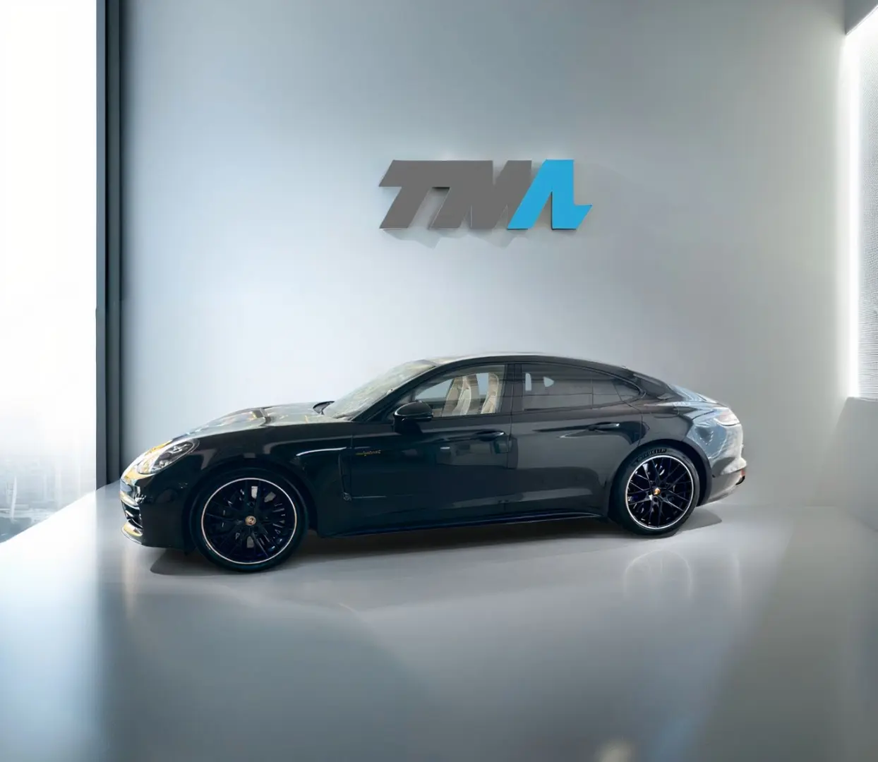 Porsche Panamera Turbo S E-Hybrid Burmester