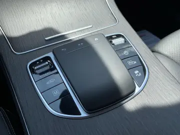 GLC 300 e 4Matic HUD+Memory+Airmatic+Virt.Cockp.