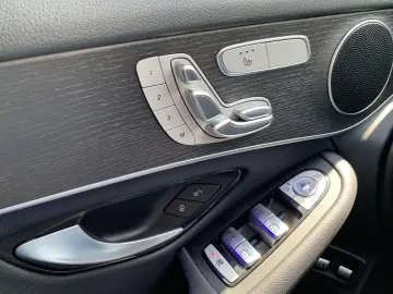 GLC 300 e 4Matic HUD+Memory+Airmatic+Virt.Cockp.