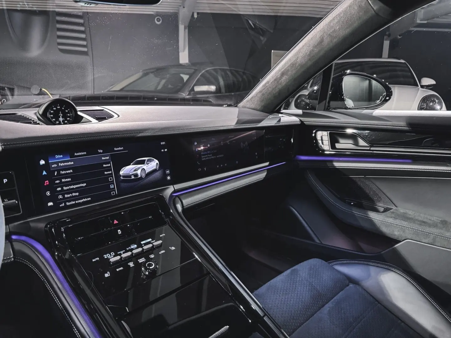Porsche Panamera GTS Matrix+Carbon+InnoDrive+