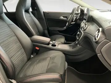CLA 220 4M AMG-Line+Pano+AHK+Navi+LED+Kamera+PDC