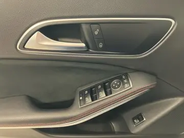 CLA 220 4M AMG-Line+Pano+AHK+Navi+LED+Kamera+PDC