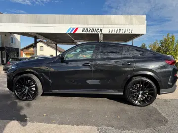 X6 Baureihe X6 40 d xDrive M Sport   22 Zoll Alu
