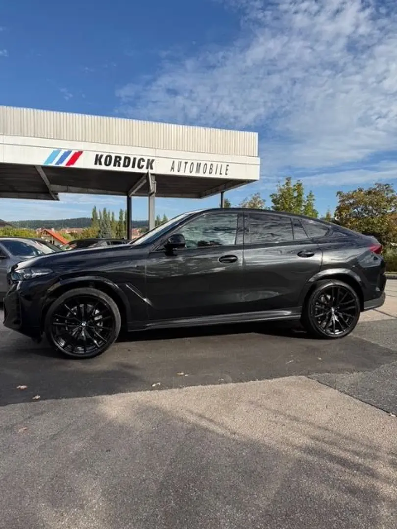 X6 Baureihe X6 40 d xDrive M Sport   22 Zoll Alu