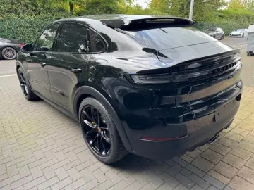 Porsche Cayenne Turbo E-Hybrid Coupe + GT-Paket