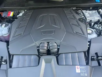 Porsche Cayenne Turbo E-Hybrid Coupe + GT-Paket