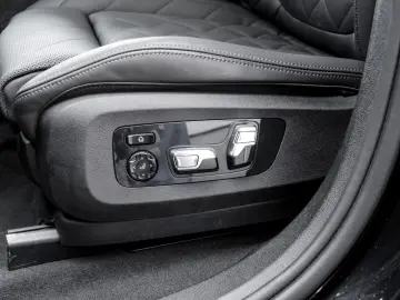 X6 xDrive40d H/K+PANO+DA PROF+AHK+STANDHZG