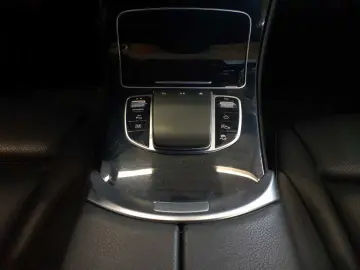 GLC-Coupe 300 de 4M-AHK HuD BusiP Sound