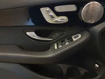 GLC-Coupe 300 de 4M-AHK HuD BusiP Sound