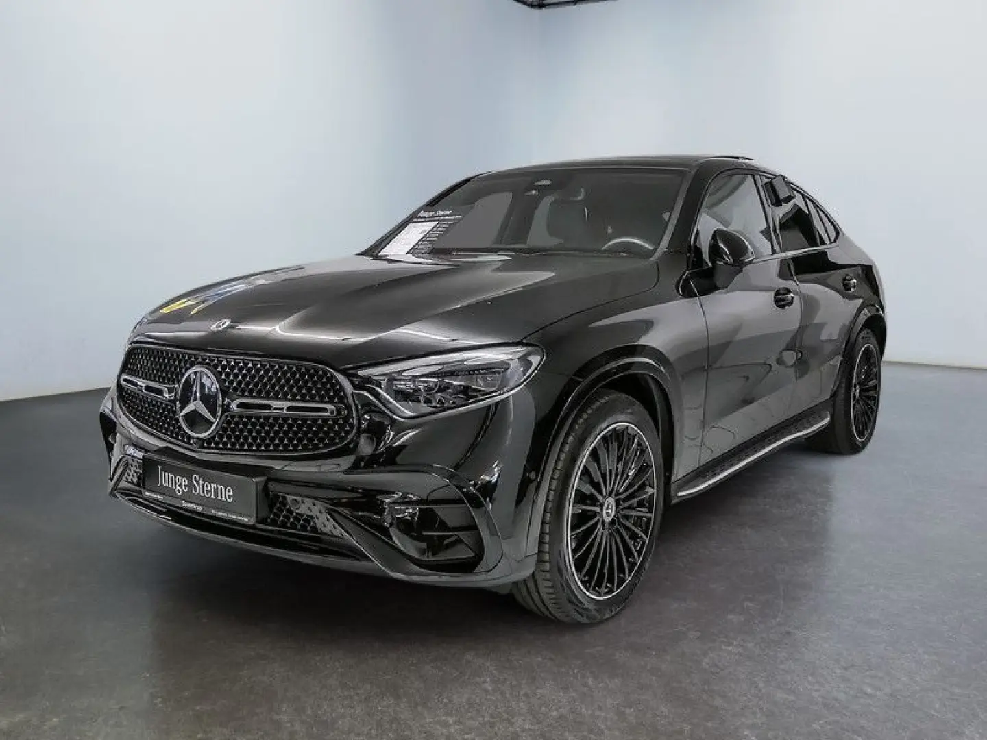 GLC 300 d 4M Coupé , BURM AMG NIGHT SPUR PANO