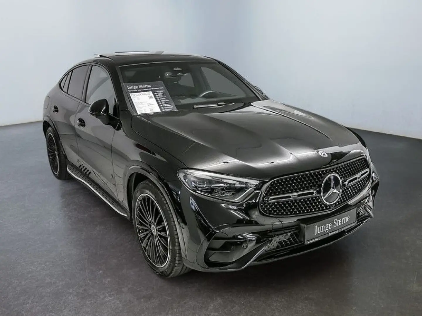 GLC 300 d 4M Coupé , BURM AMG NIGHT SPUR PANO