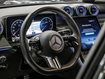 GLC 300 d 4M Coupé , BURM AMG NIGHT SPUR PANO