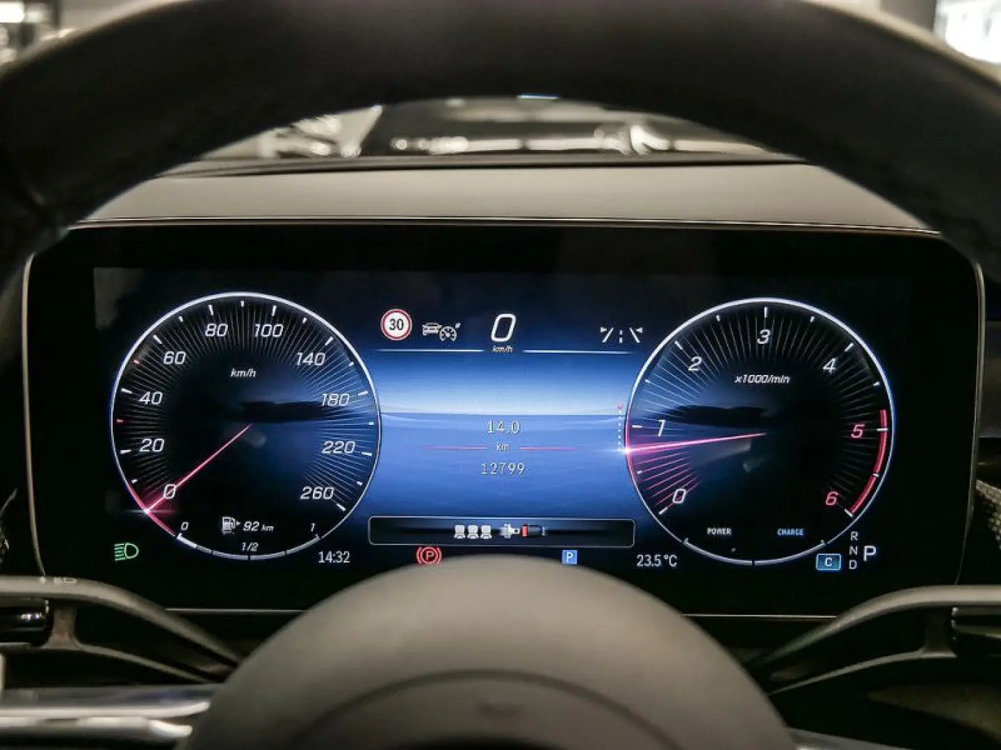 GLC 300 d 4M Coupé , BURM AMG NIGHT SPUR PANO