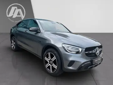 GLC 300 e 4M Coupé MBUX+digCock+Burm+Dist+LED+36