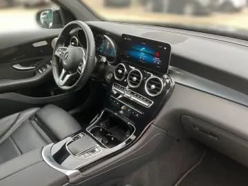 GLC 300 e 4M Coupé MBUX+digCock+Burm+Dist+LED+36