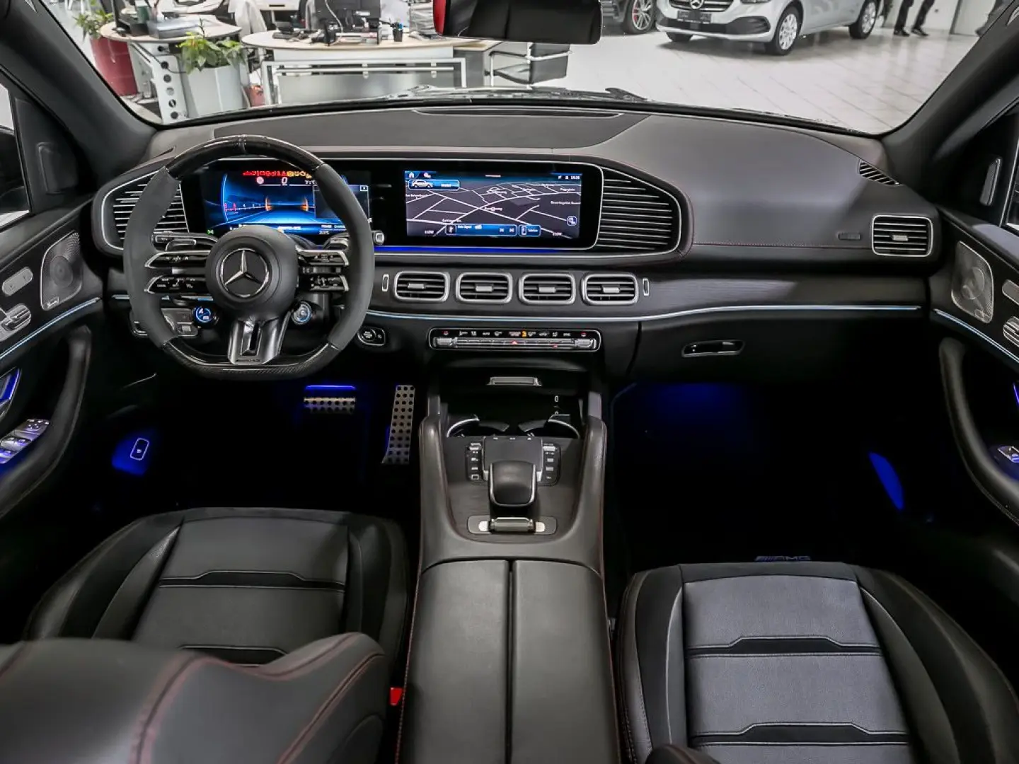 GLE 53 AMG NIGHT 4M+ Pano Distronic LED Kamera