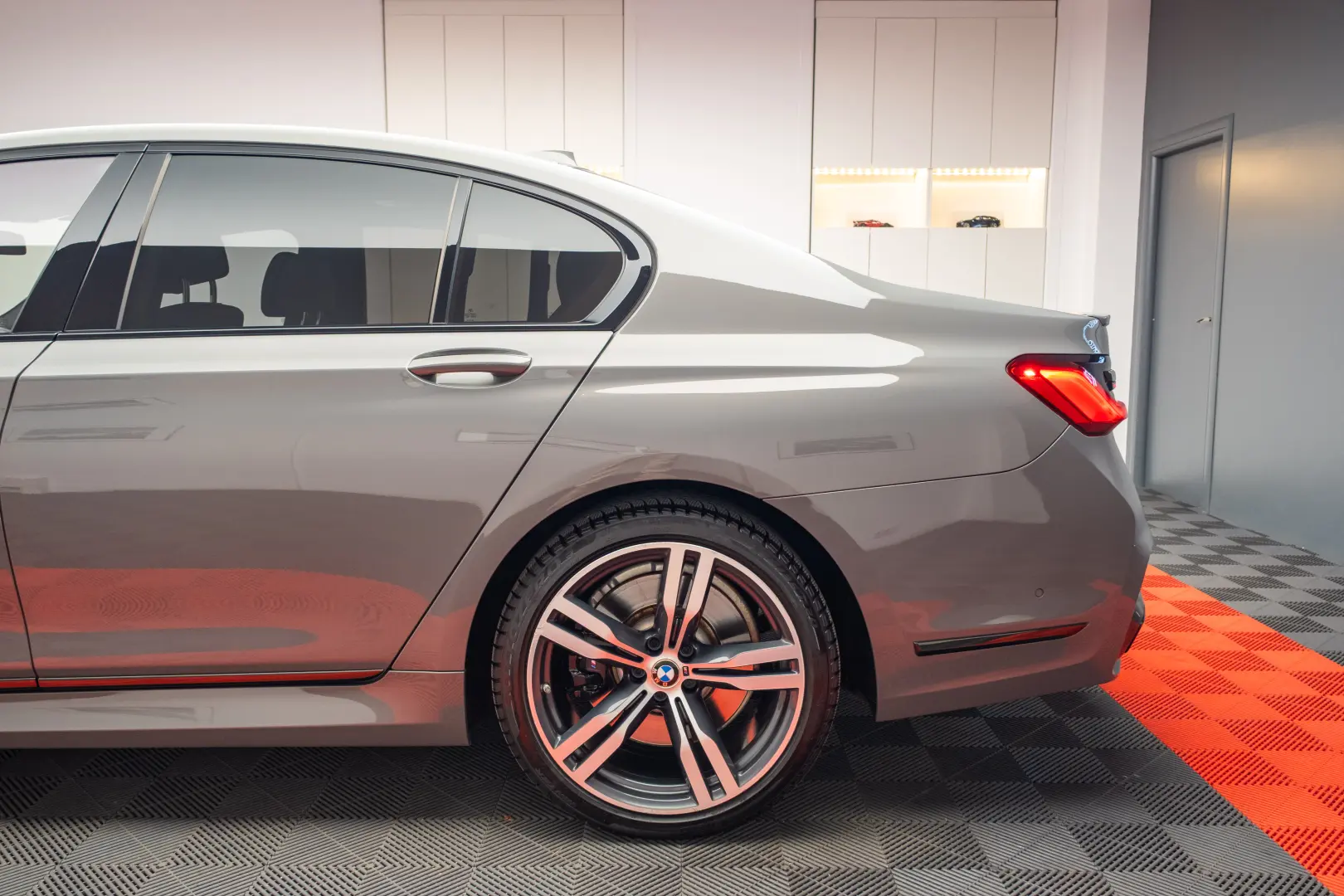 BMW 745Le MSport Packet