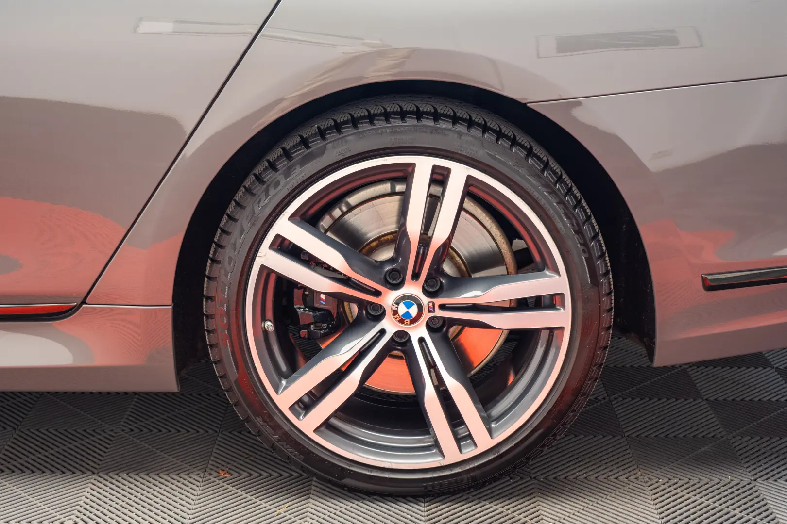 BMW 745Le MSport Packet