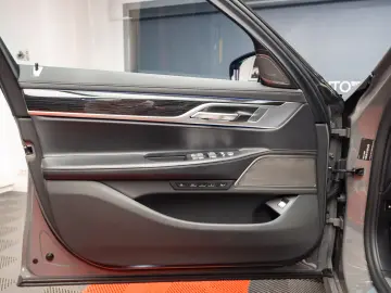 BMW 745Le MSport Packet