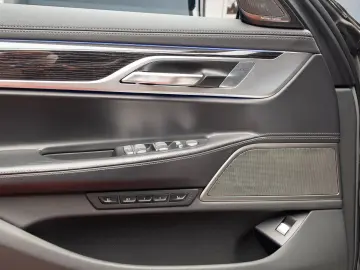 BMW 745Le MSport Packet