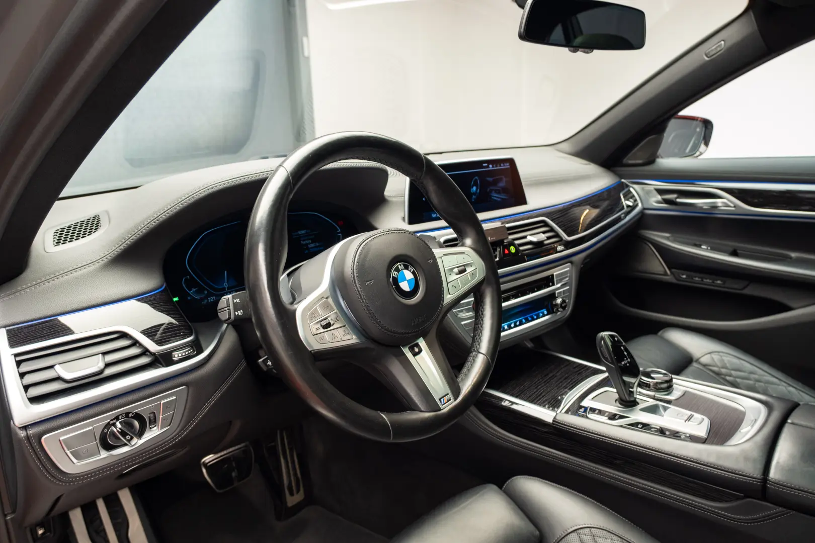 BMW 745Le MSport Packet