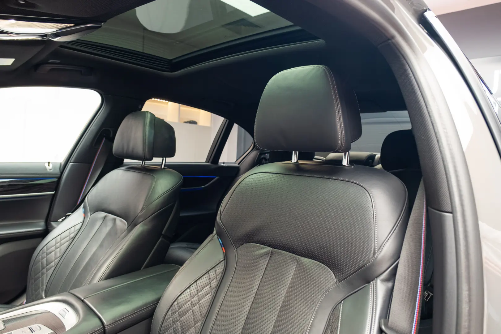 BMW 745Le MSport Packet
