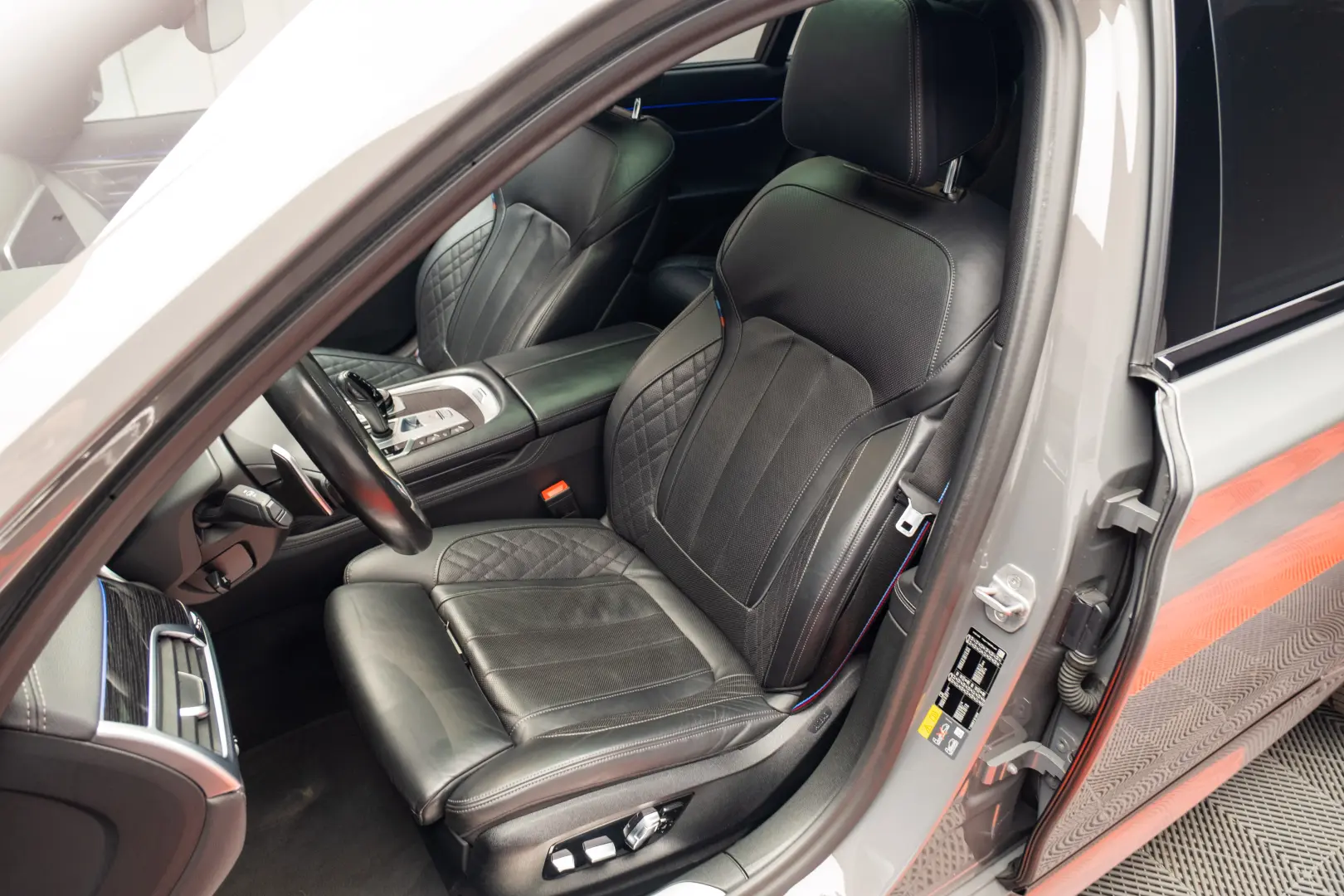 BMW 745Le MSport Packet