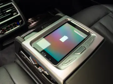 BMW 745Le MSport Packet