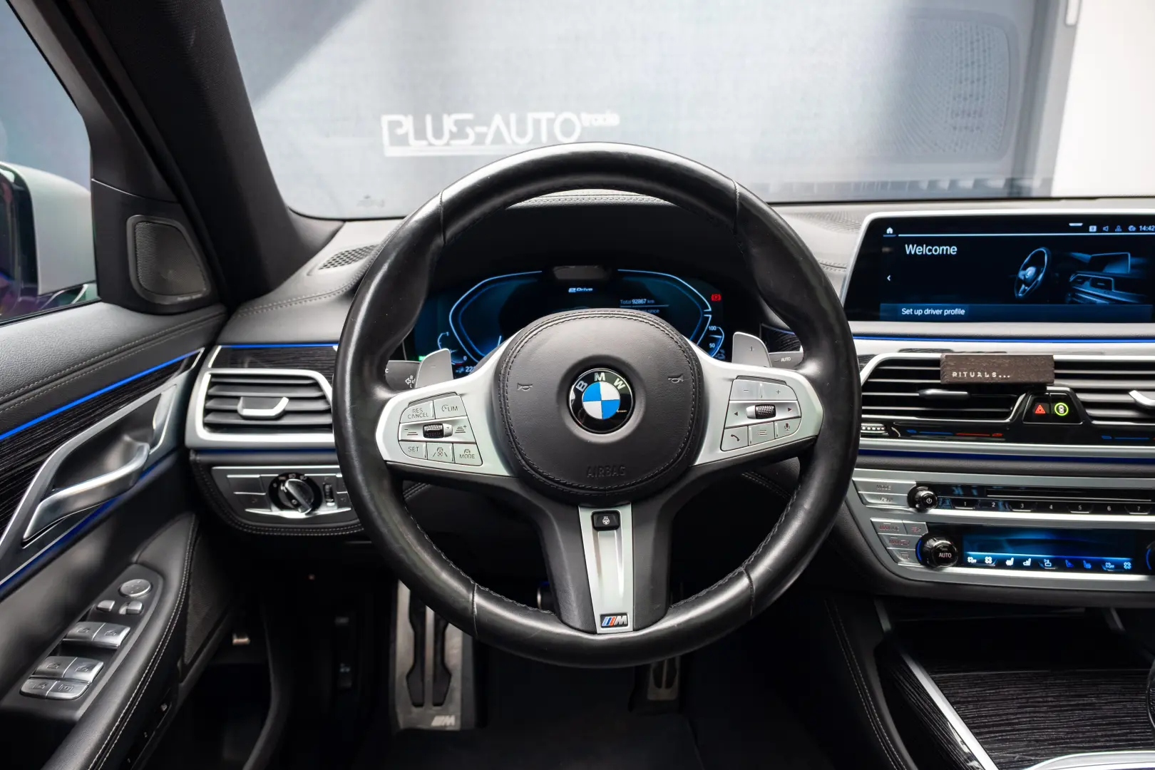 BMW 745Le MSport Packet