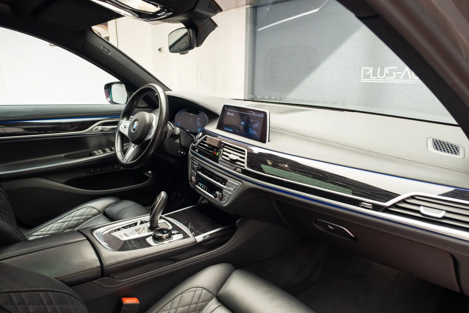BMW 745Le MSport Packet
