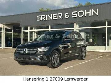 GLC 300de 4Matic Distronic Pano R-Kam 3 99%