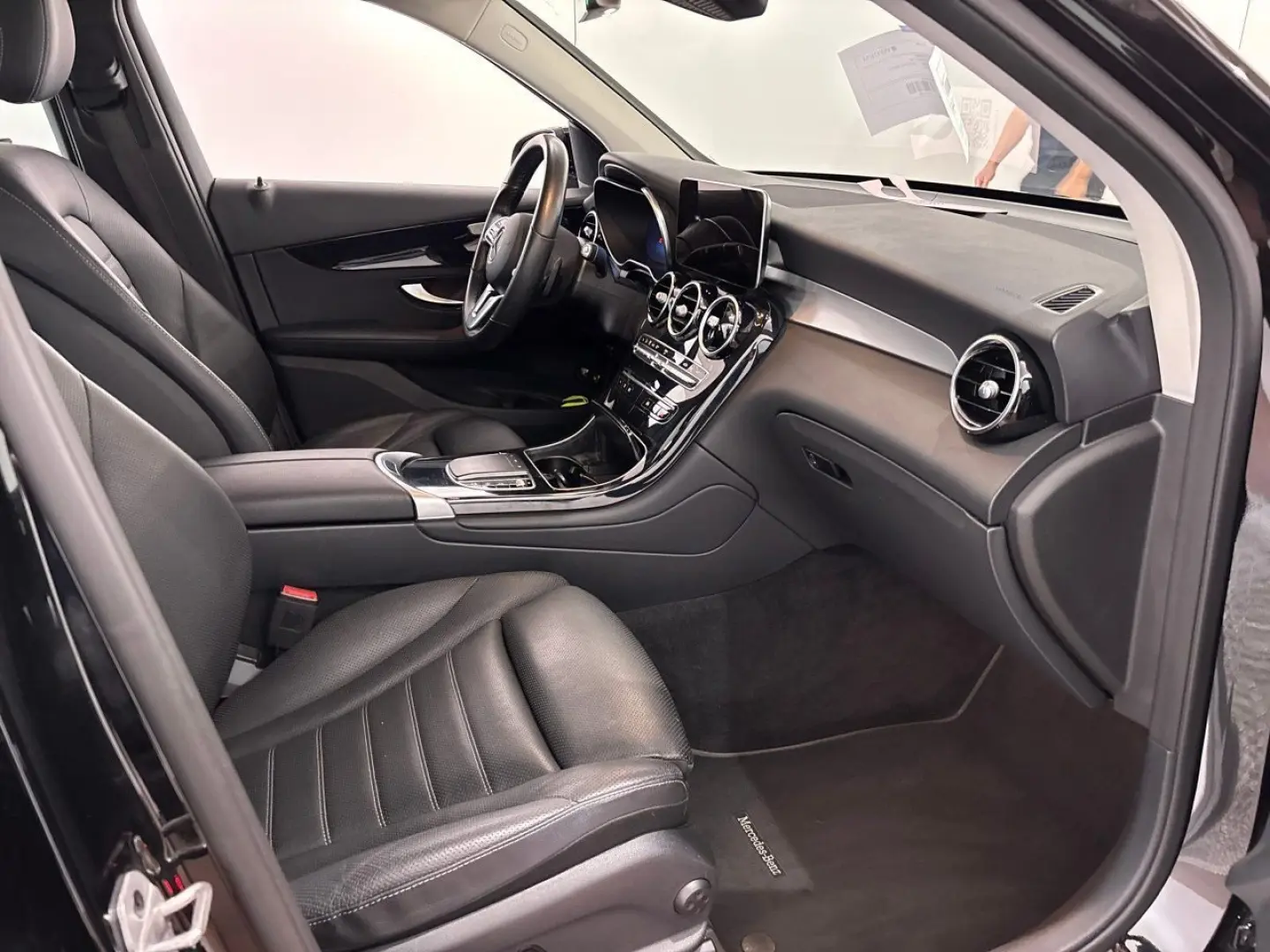 Mercedes Benz GLC 300 e 4Matic