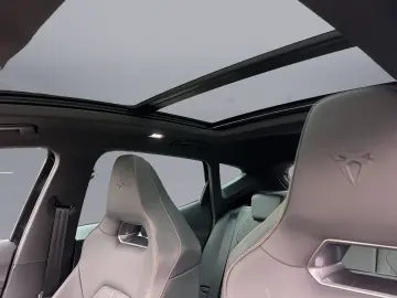 Formentor VZ 2.0 TSI DSG 4Drive PANO ACC NAVI