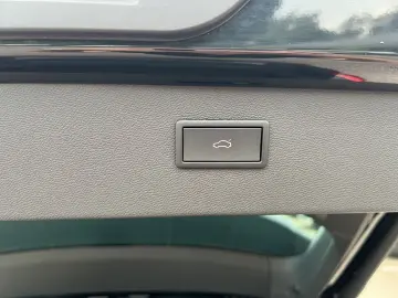 Formentor VZ 2.0 TSI DSG 4Drive PANO ACC NAVI