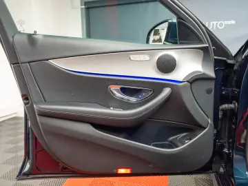 Mercedes Benz E200