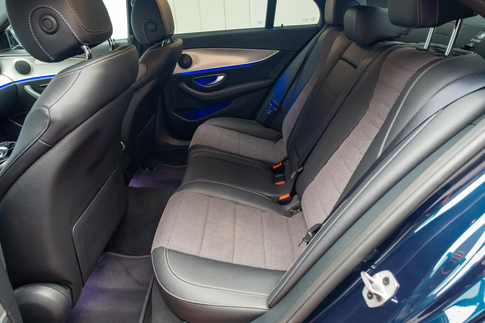 Mercedes Benz E200