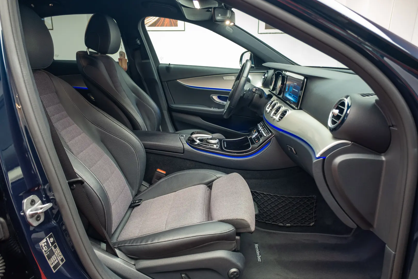 Mercedes Benz E200