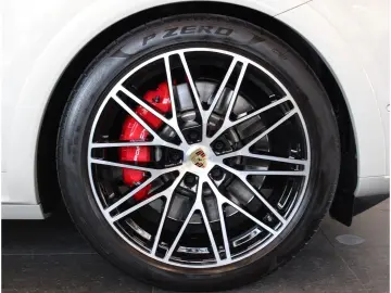 Cayenne S Coupe 4.0 V8 Matrix/Luft/Std.Heiz/Spor