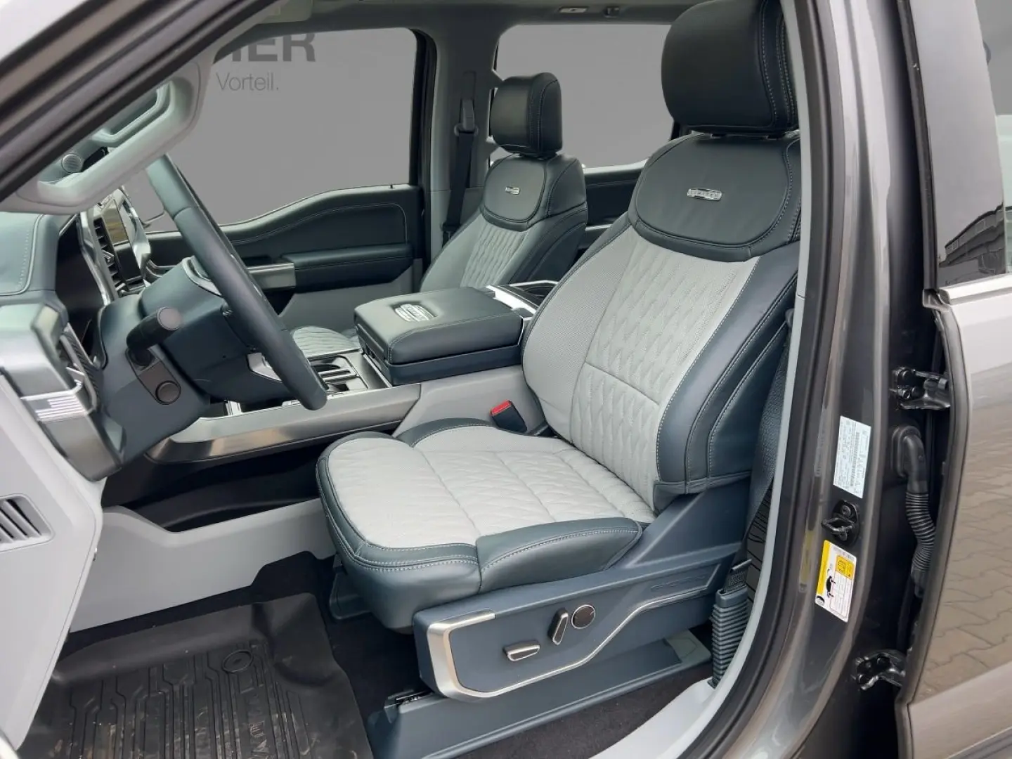 F-150 Limited Launch Edt. Allrad+AHK+360°