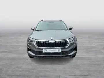 Skoda Karoq 1.5 TSI DSG Selection  LED Navi ACC Kamera