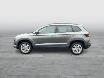 Skoda Karoq 1.5 TSI DSG Selection  LED Navi ACC Kamera