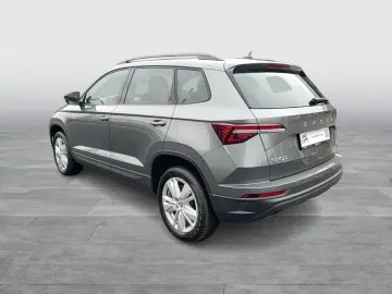 Skoda Karoq 1.5 TSI DSG Selection  LED Navi ACC Kamera