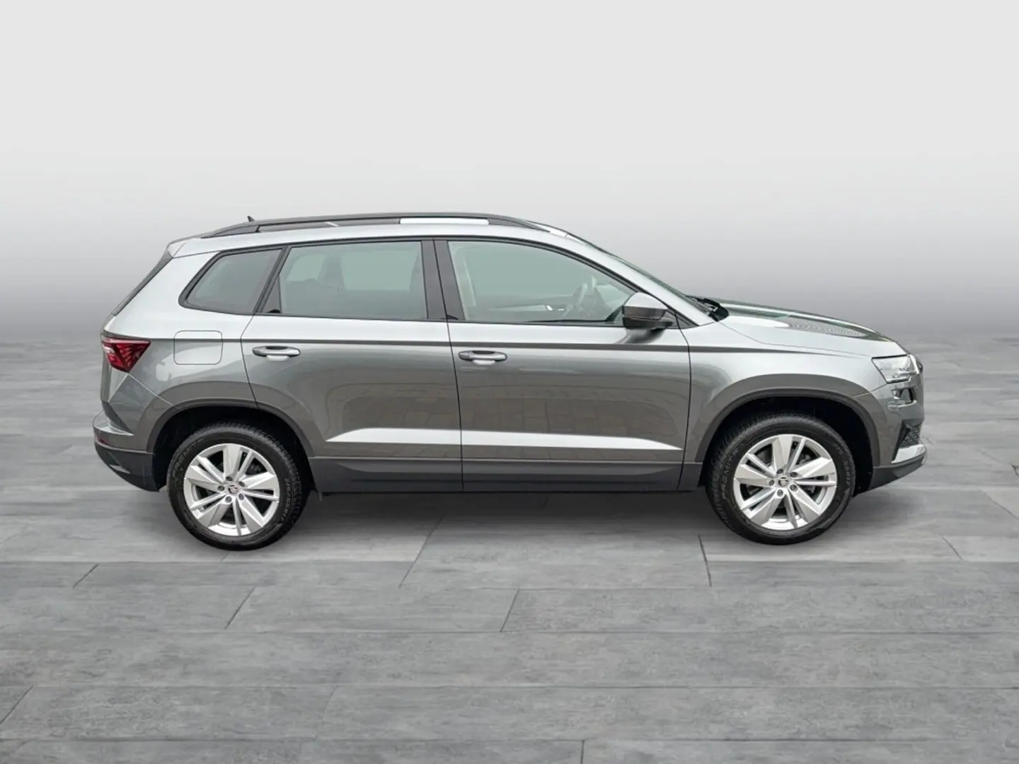Skoda Karoq 1.5 TSI DSG Selection  LED Navi ACC Kamera