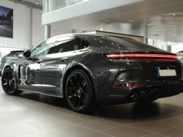 Porsche Panamera 4S E-Híbrido