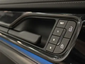 Porsche Panamera 4S E-Híbrido