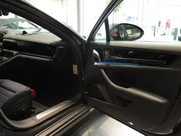 Porsche Panamera 4S E-Híbrido