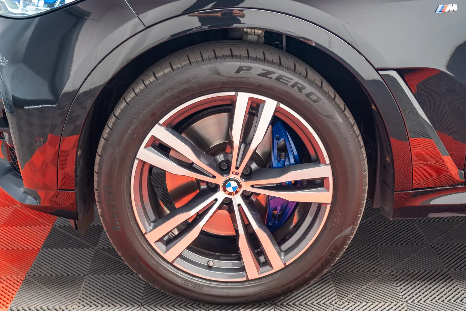 BMW X7 xDrive 40i Pano H&K R21
