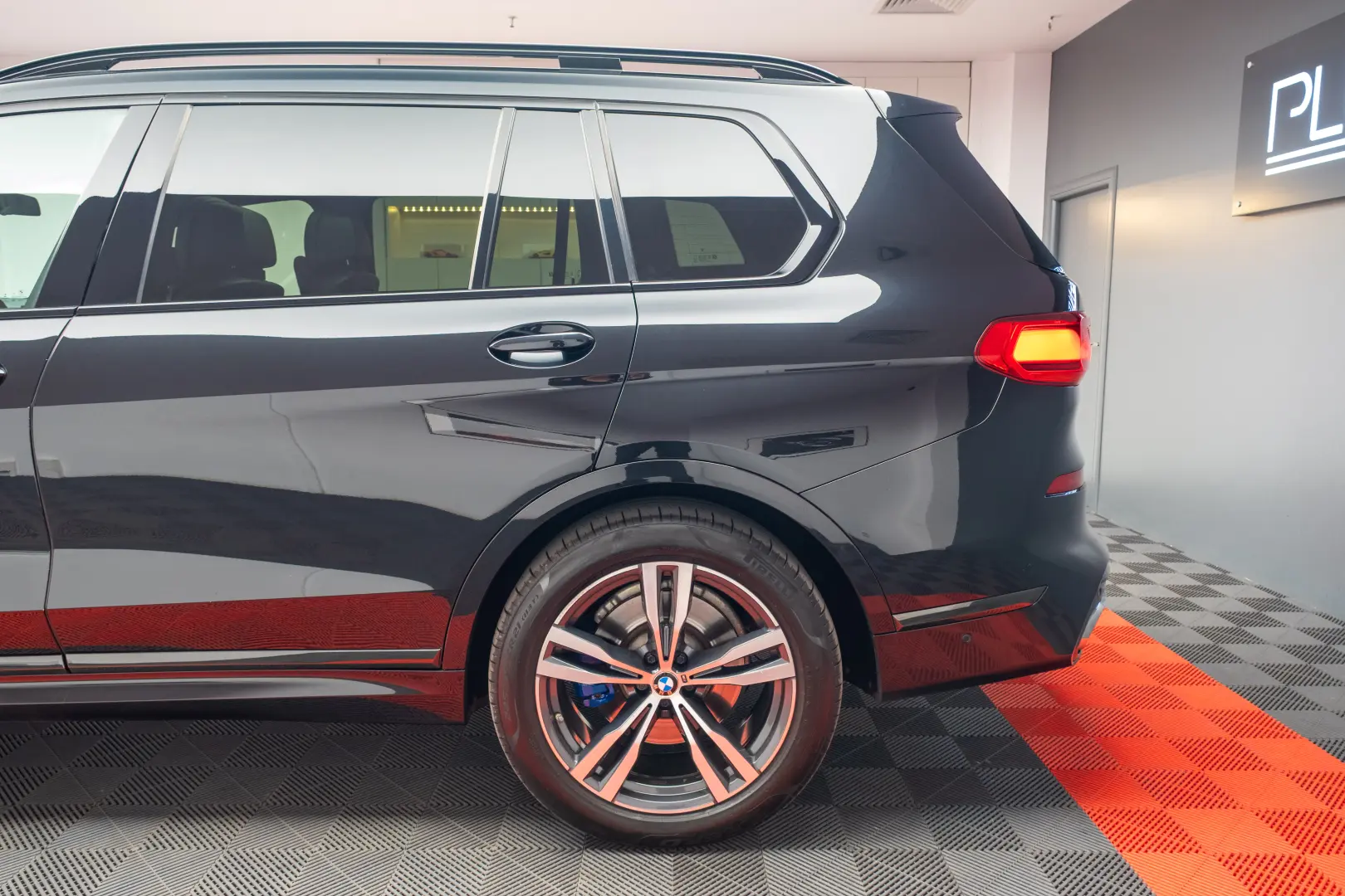 BMW X7 xDrive 40i Pano H&K R21