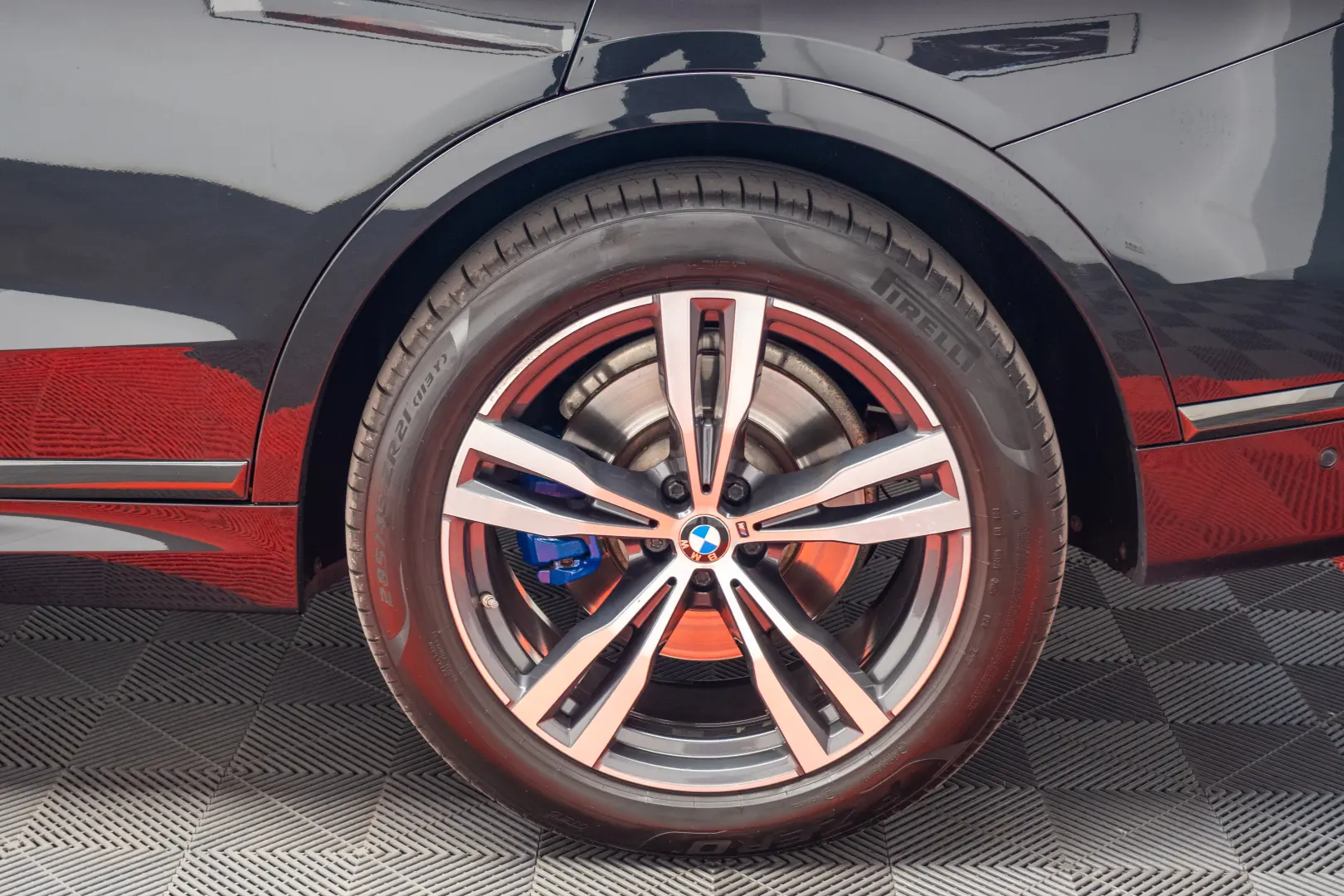 BMW X7 xDrive 40i Pano H&K R21